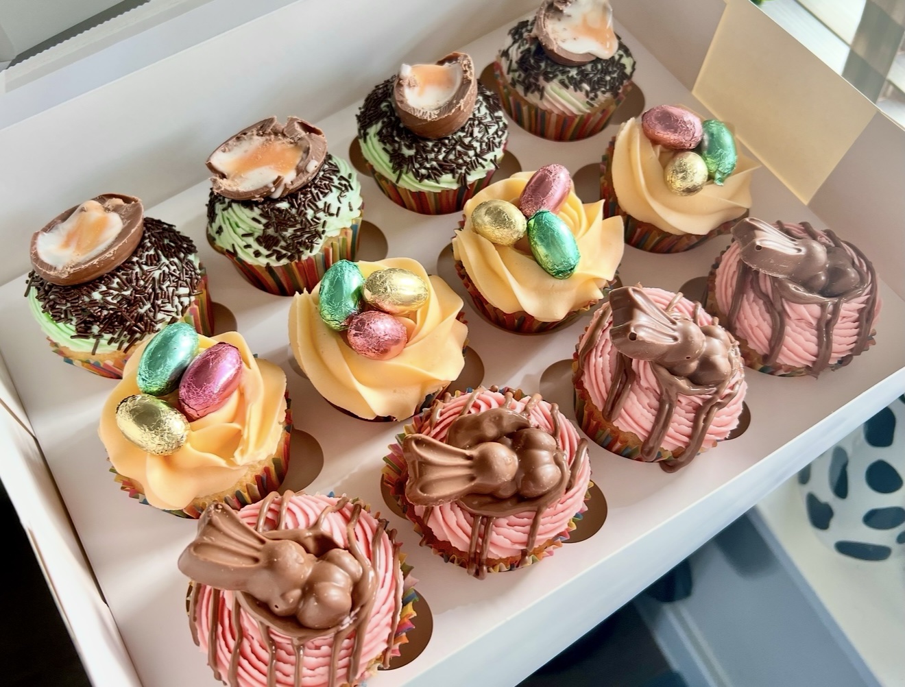 screenshot-11 12 x PRE ORDER Easter Mixed Flavour Cupcakes - Image 1